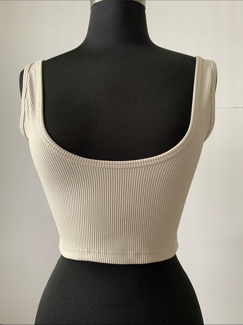 Buffbunny Collection Beige Ribbed Square-Neck Crop Tank Top Size M